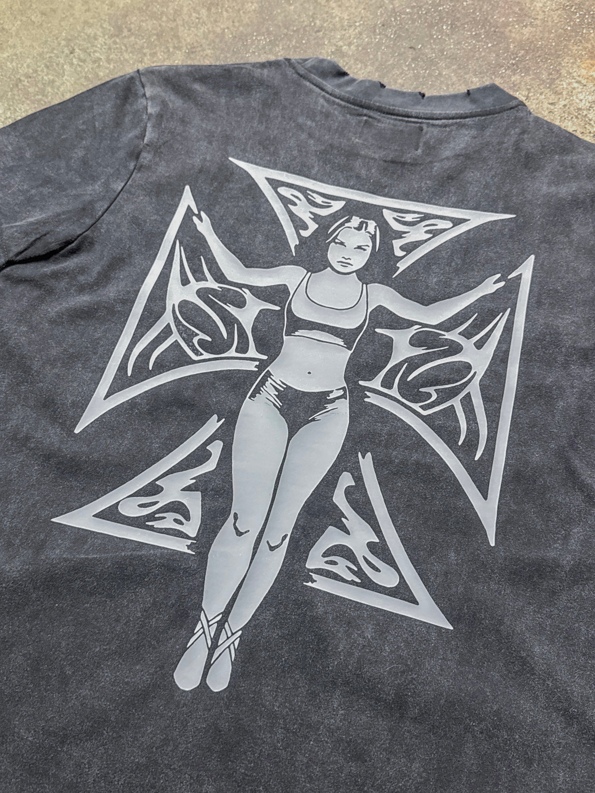 "TRIBAL CROSS" T-SHIRT