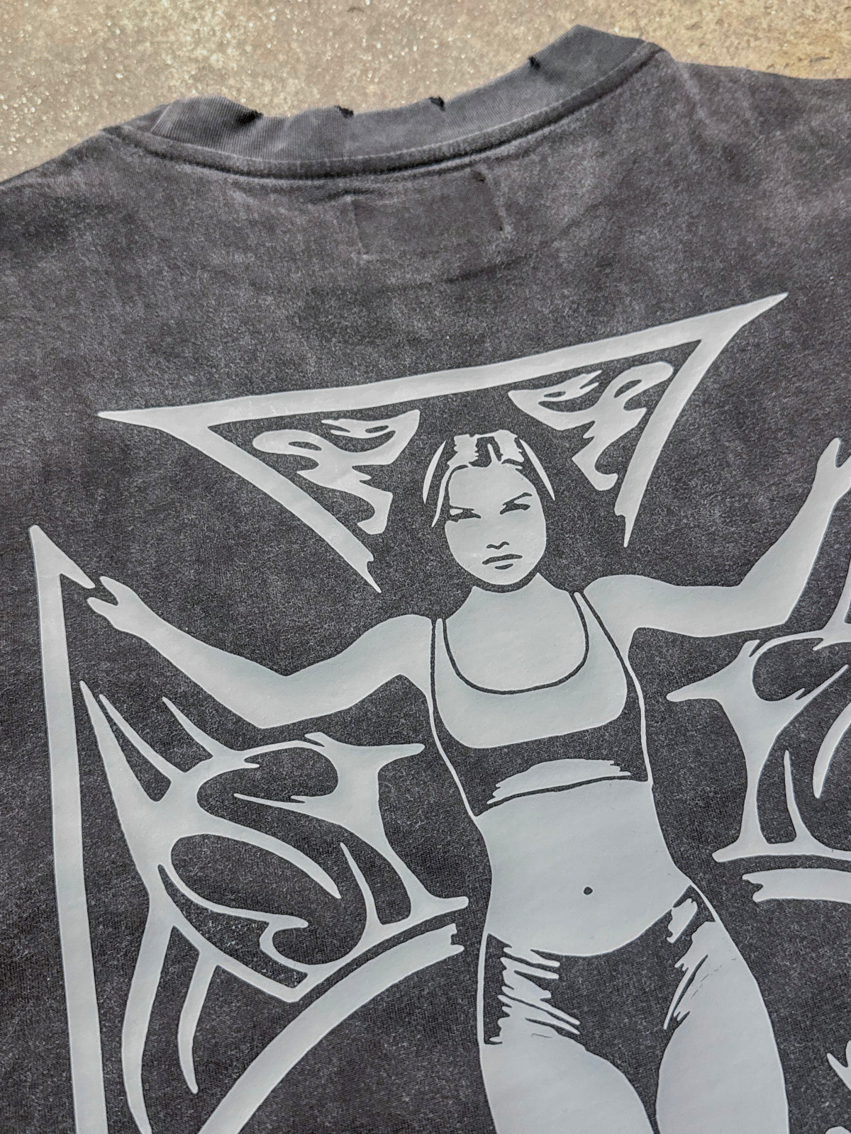 "TRIBAL CROSS" T-SHIRT