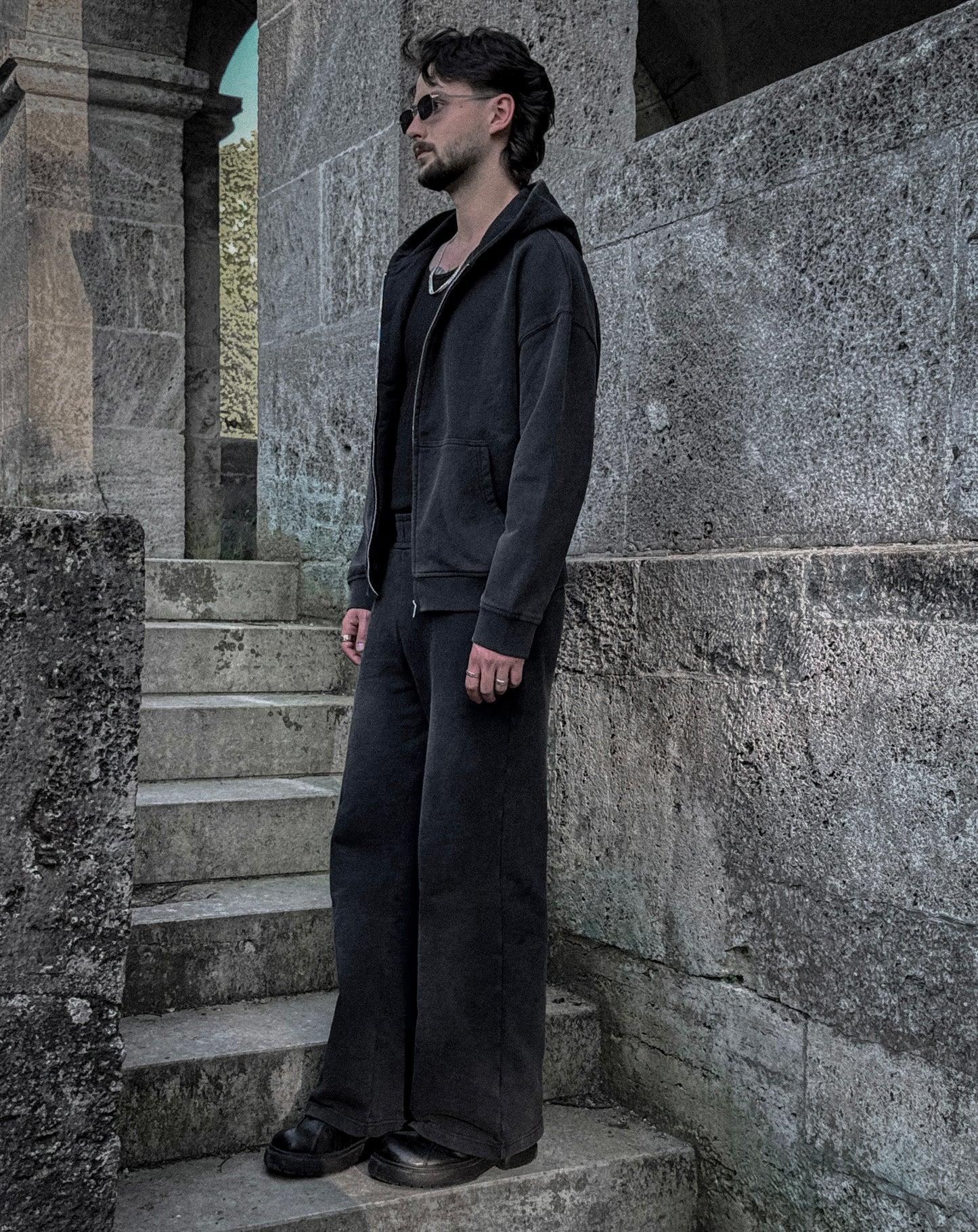 "PURE-EVIL" ESSENTIAL SET